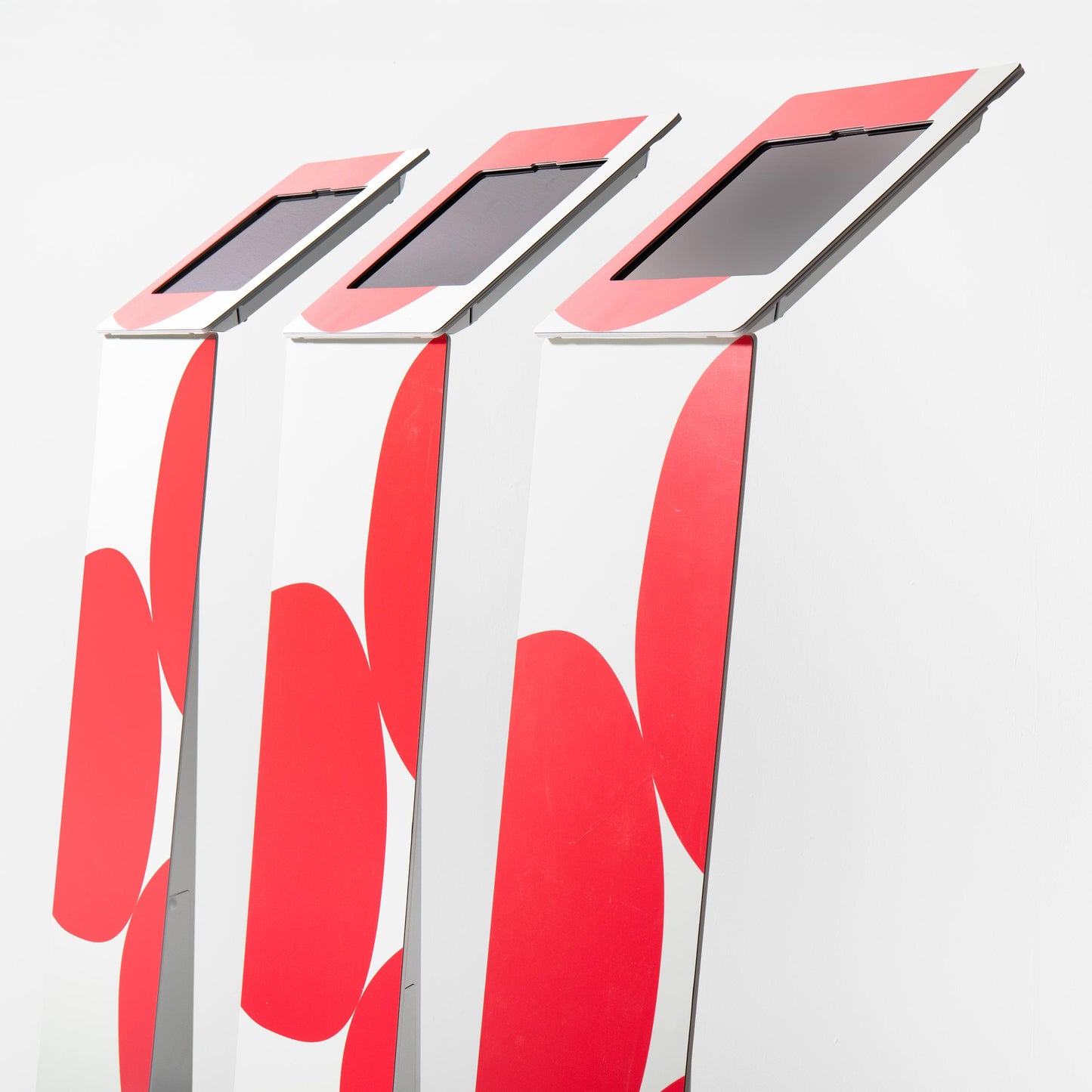 Wing Lite + Magnetic Branding Panel